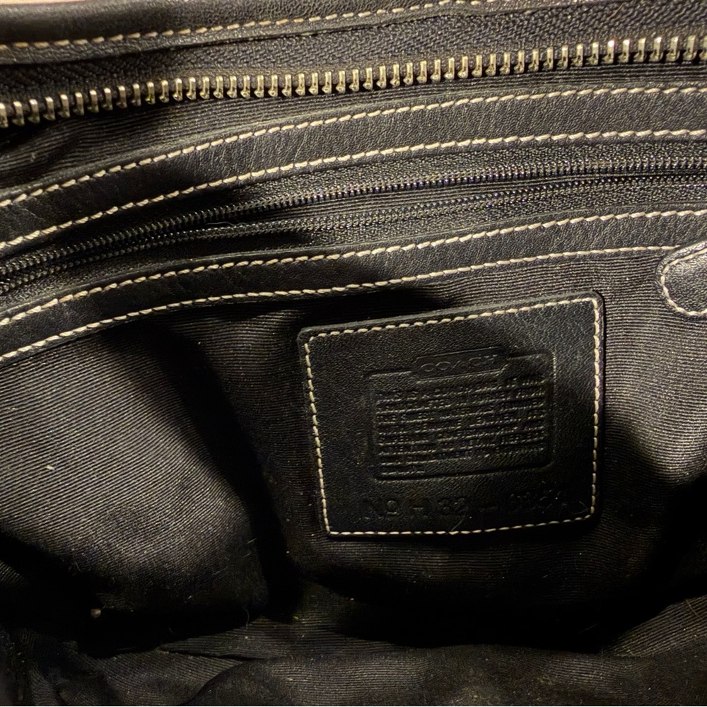 Vintage Coach handbag - Picture 2 of 2